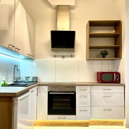 N38 By Small Apartmán *