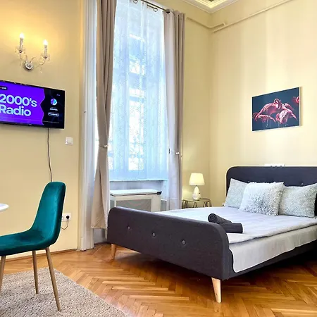 N38 By Small Apartmán Budapešť