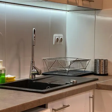 N38 By Small アパート *