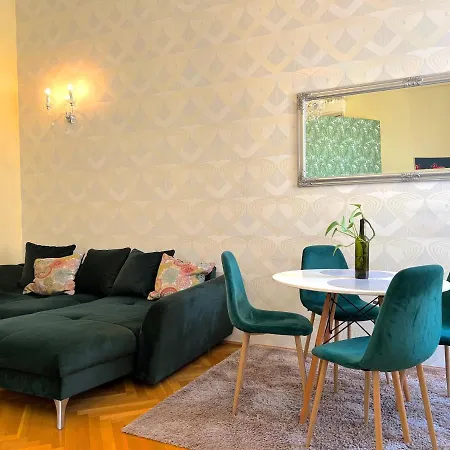 N38 By Small Appartamento *
