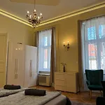 N38 By Small Budapesta