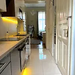 N38 By Small Apartament