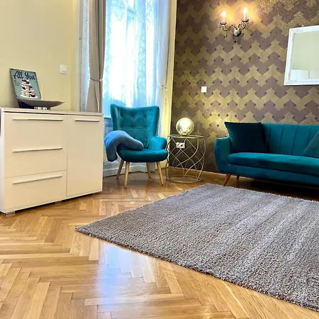 Apartament N38 By Small *